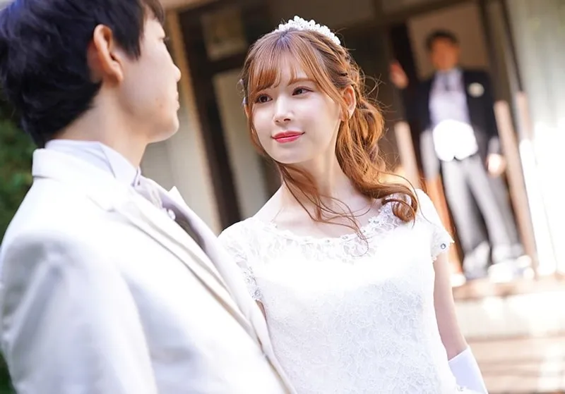 Bố Ông xã làm tình người tình của con trai ngay sau lễ cưới của con trai